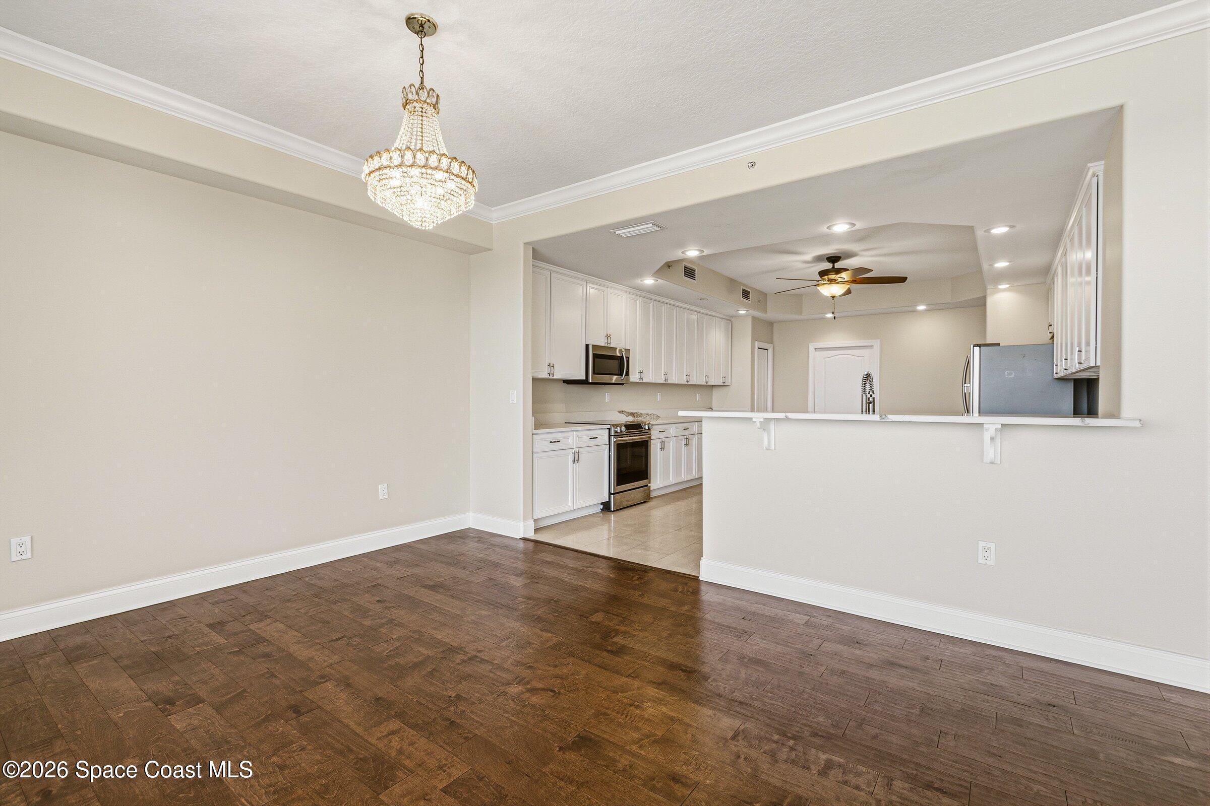 4975 Dixie Highway Northeast, Unit 301 Palm Bay, FL 32905 - Photo 20 of 61 4975-Dixie Unit 301 Breakfast Bar