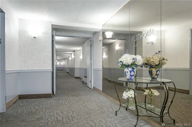 $3,695 | 400 High Point Drive, Unit PH4, Hartsdale, NY 10530