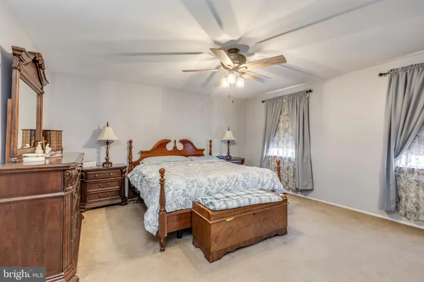 $575,000 | 74 Twin Ponds Drive, Sewell, NJ 08080