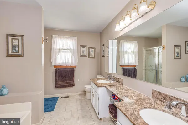$575,000 | 74 Twin Ponds Drive, Sewell, NJ 08080