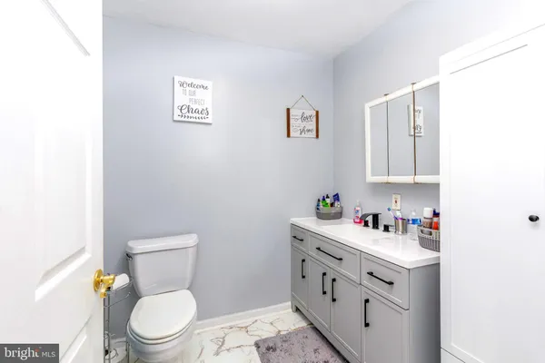 $575,000 | 74 Twin Ponds Drive, Sewell, NJ 08080