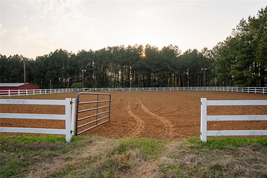 1441 Coffeeville Road Jefferson, TX 75657 - Photo 32 of 40