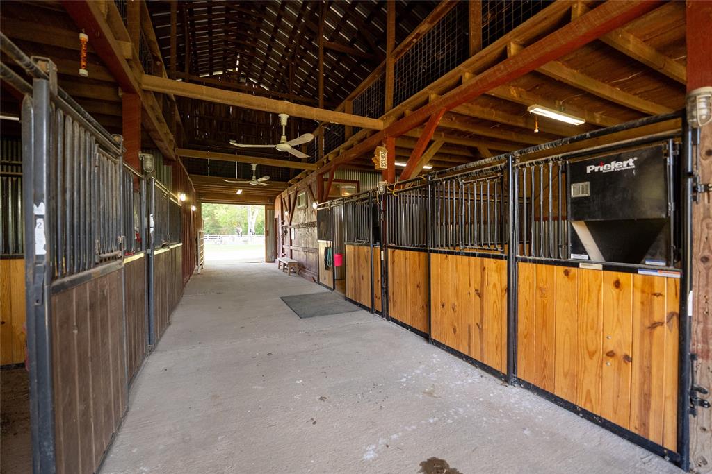 1441 Coffeeville Road Jefferson, TX 75657 - Photo 38 of 40