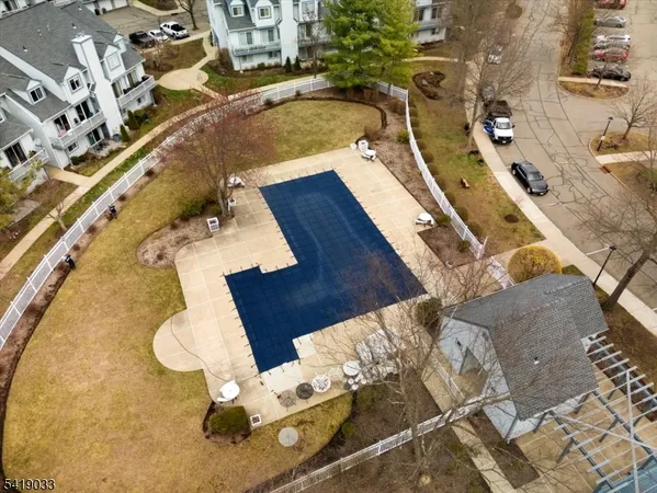 $379,000 | 80 Garden Court, Succasunna, NJ 07876