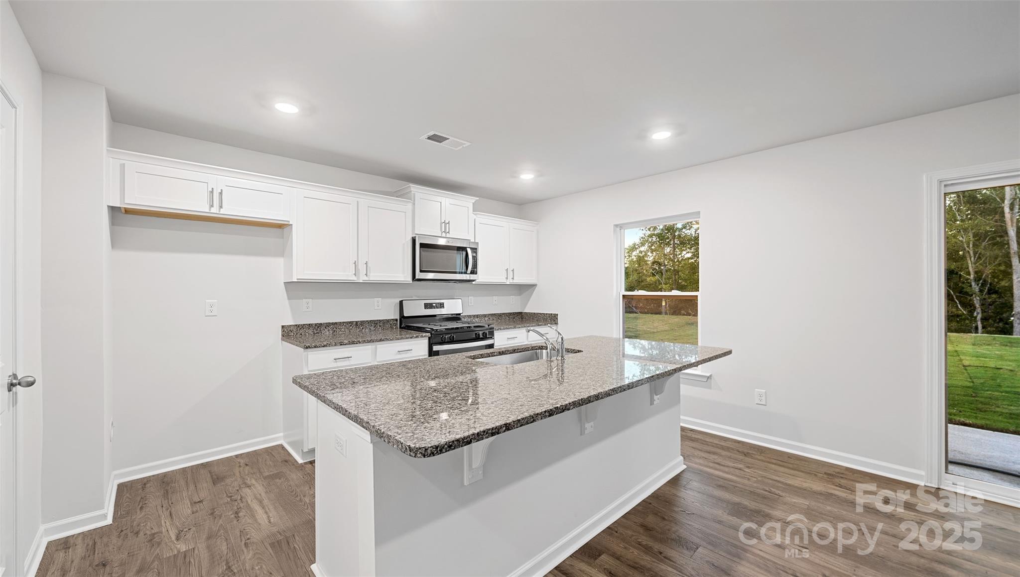 36 Byron Park Road Clyde, NC 28721 - Photo 5 of 25