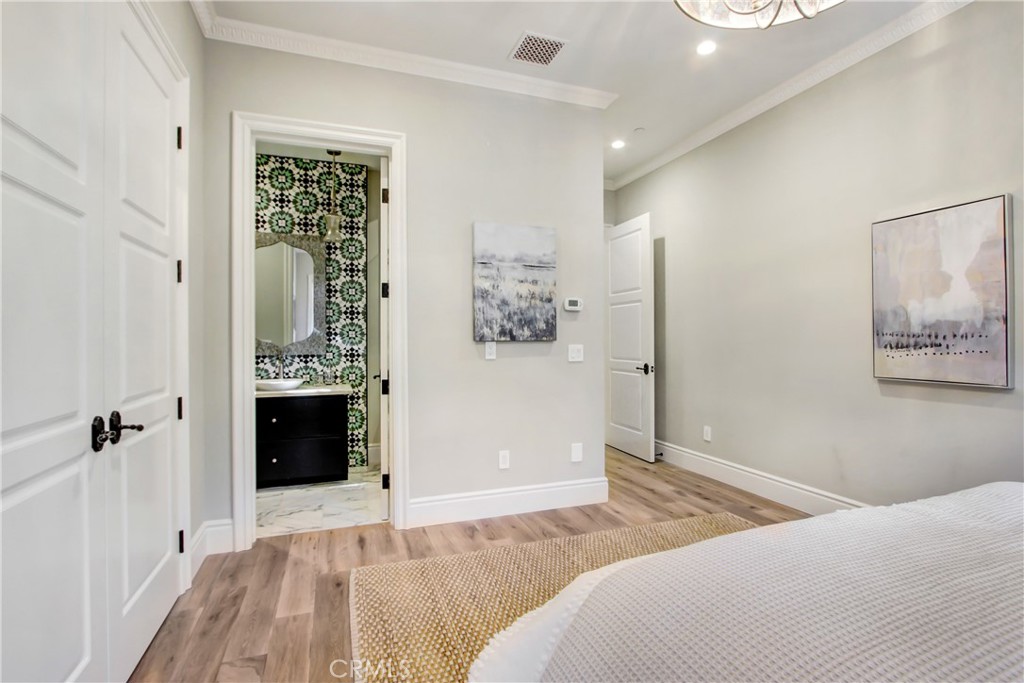 400 Santa Rosa Road Arcadia, CA 91007 - Photo 26 of 47 a bedroom with a bed and a window