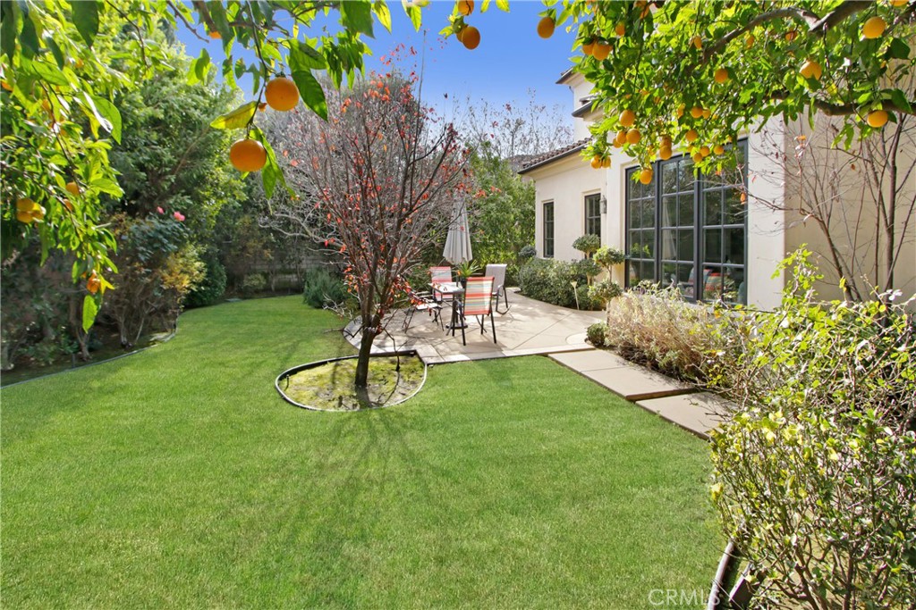 400 Santa Rosa Road Arcadia, CA 91007 - Photo 46 of 47 a view of a backyard with plants and a garden