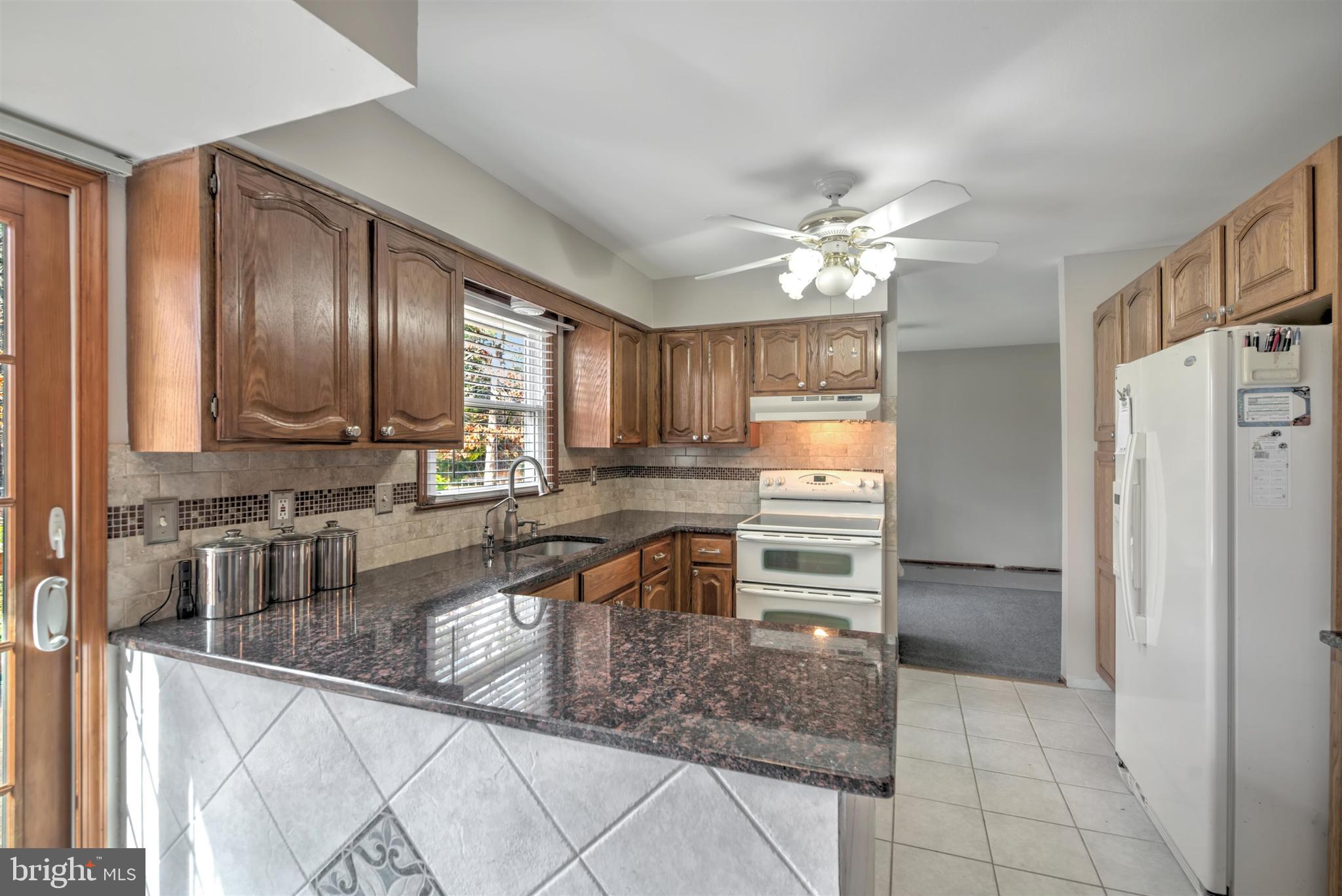 662 Burke Road Jackson, NJ 08527 - Photo 5 of 26