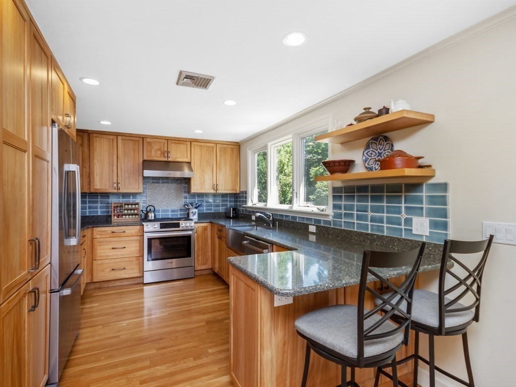 5 Driftwood Road Boston, MA 02130 - Photo 13 of 35