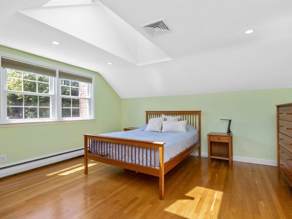 5 Driftwood Road Boston, MA 02130 - Photo 18 of 35