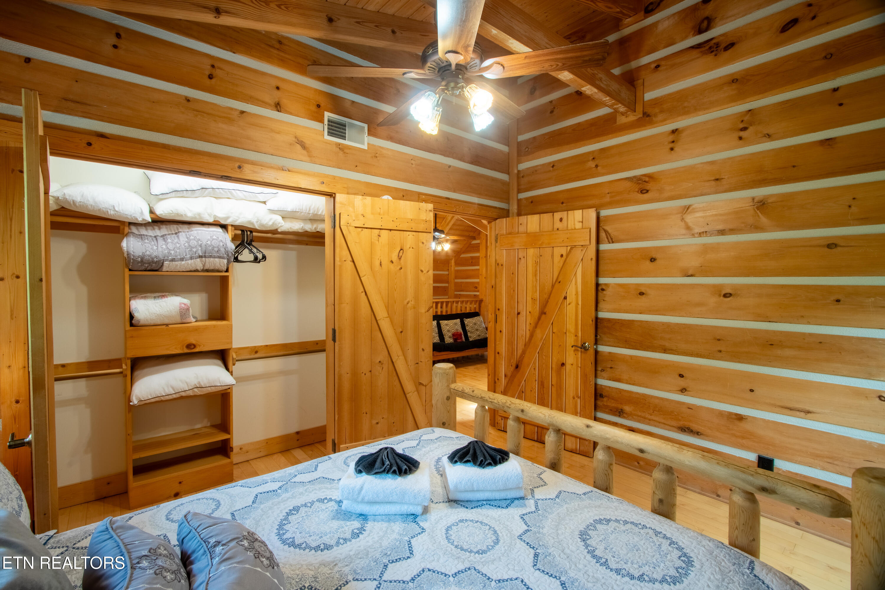 2729 Blue Springs Way Sevierville, TN 37862 - Photo 11 of 39 DSC05707-HDR