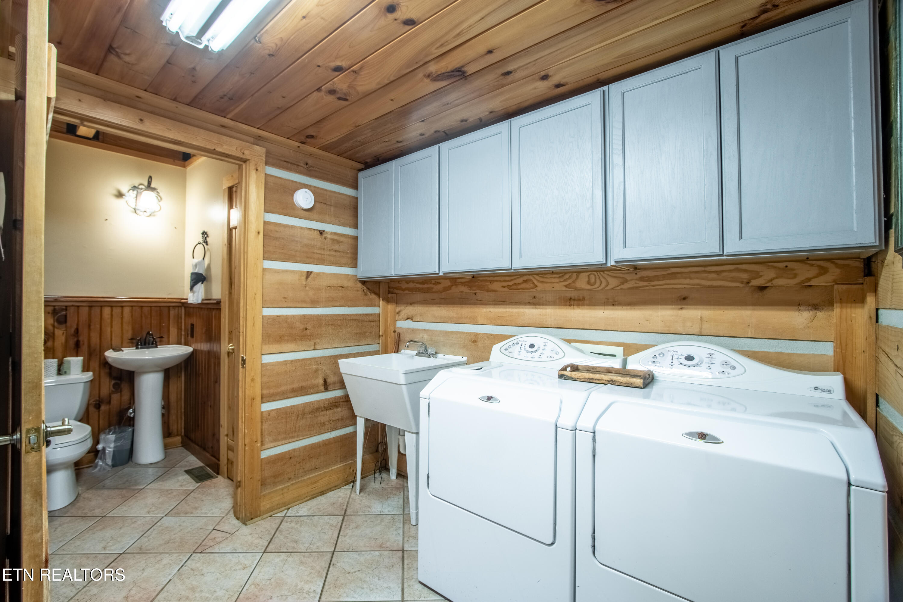 2729 Blue Springs Way Sevierville, TN 37862 - Photo 26 of 39 DSC05612-HDR