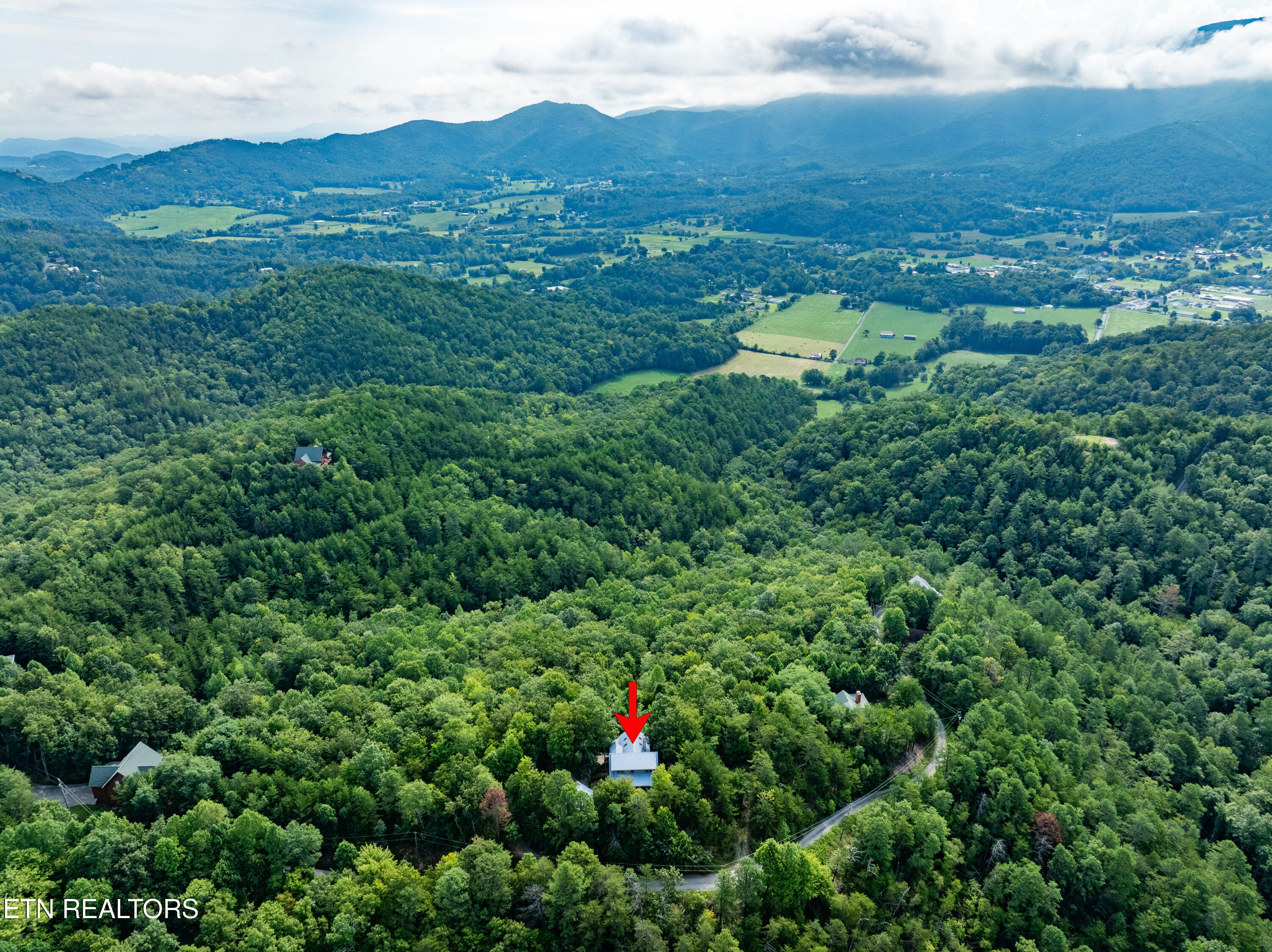 2729 Blue Springs Way Sevierville, TN 37862 - Photo 37 of 39 DJI_0125-HDR
