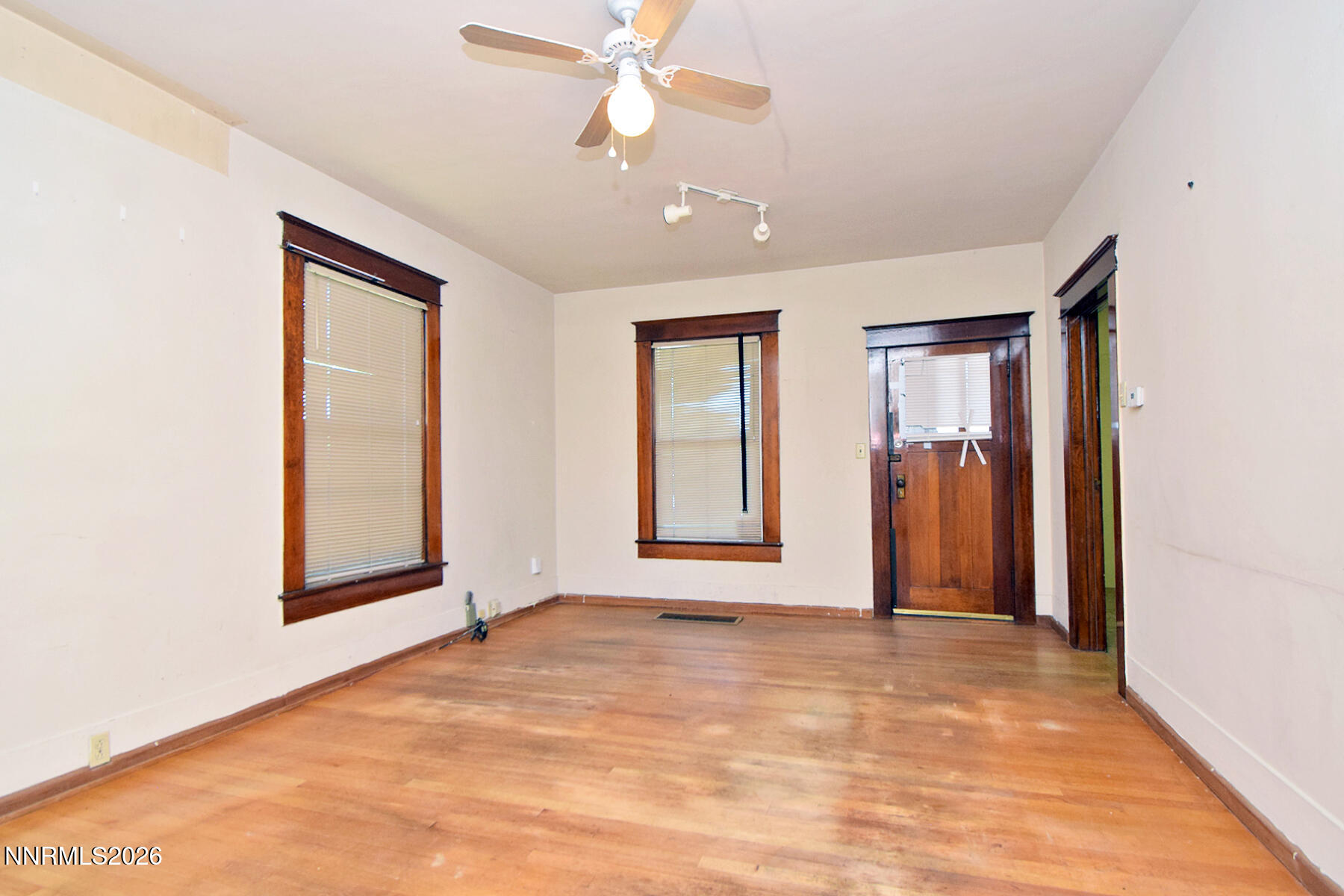 127 Cheney Street Reno, NV 89501 - Photo 10 of 20 bDSC_0926 - Copy