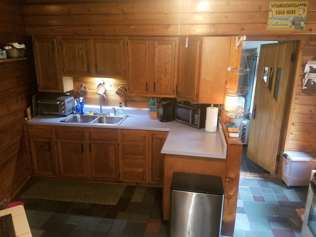 347 Barney Downs Road Peru, NY 12972 - Photo 6 of 24