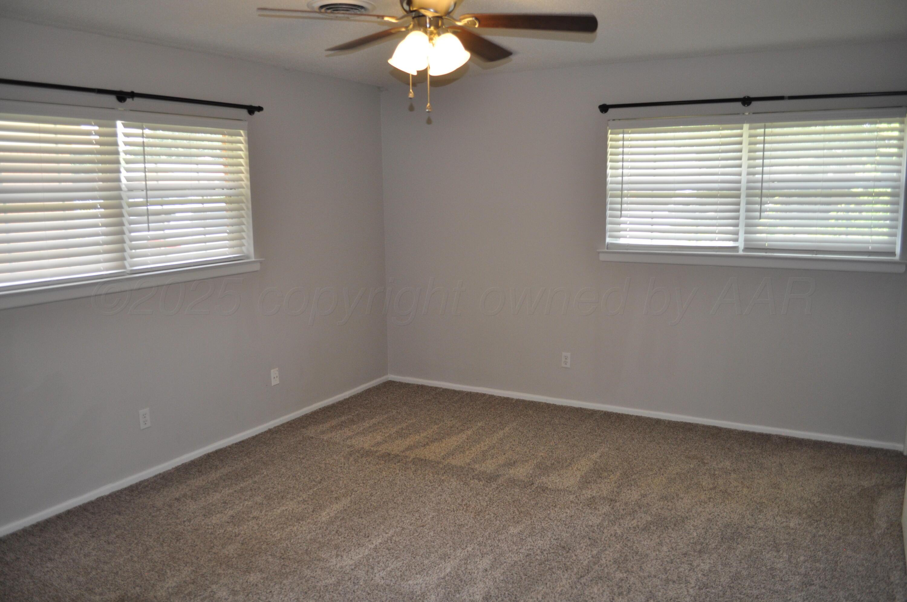 3411 Royal Road Amarillo, TX 79109 - Photo 18 of 26 Master bedroom