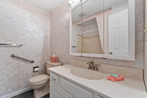 $415,000 | 255 North Road, Unit 144, Chelmsford, MA 01824