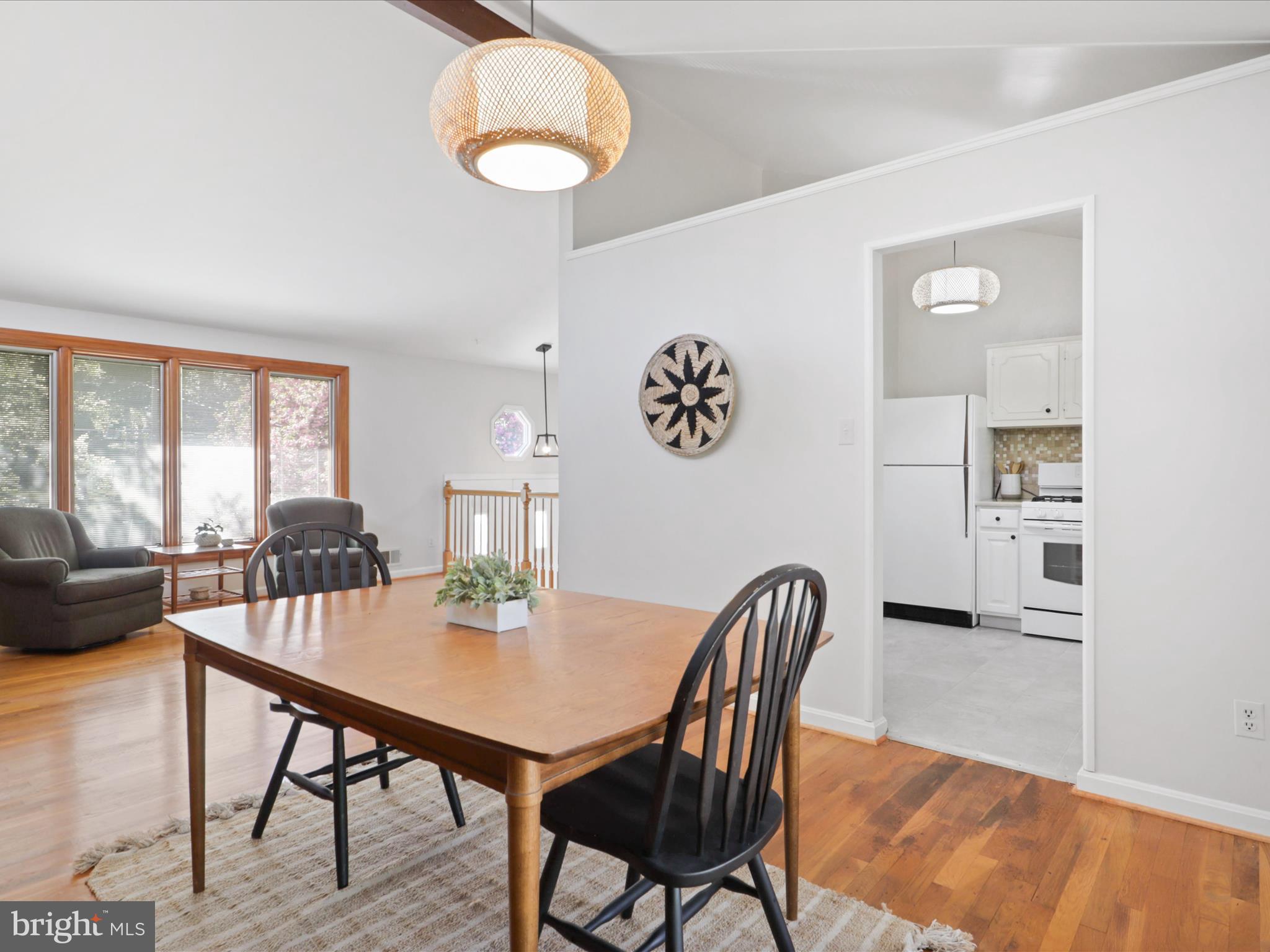 8456 Thames Street Springfield, VA 22151 - Photo 13 of 46 Dining Room