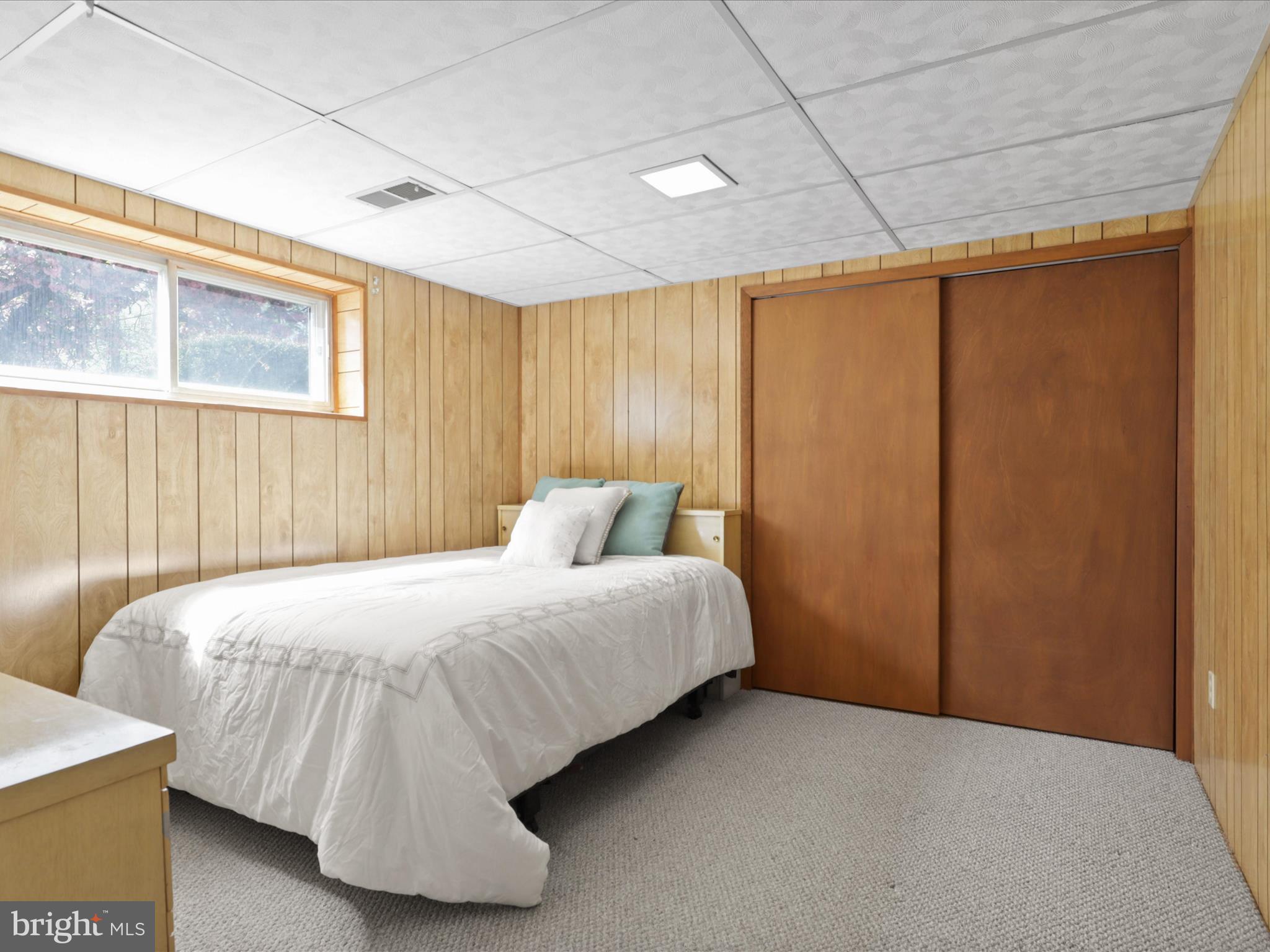 8456 Thames Street Springfield, VA 22151 - Photo 28 of 46 Fourth Bedroom