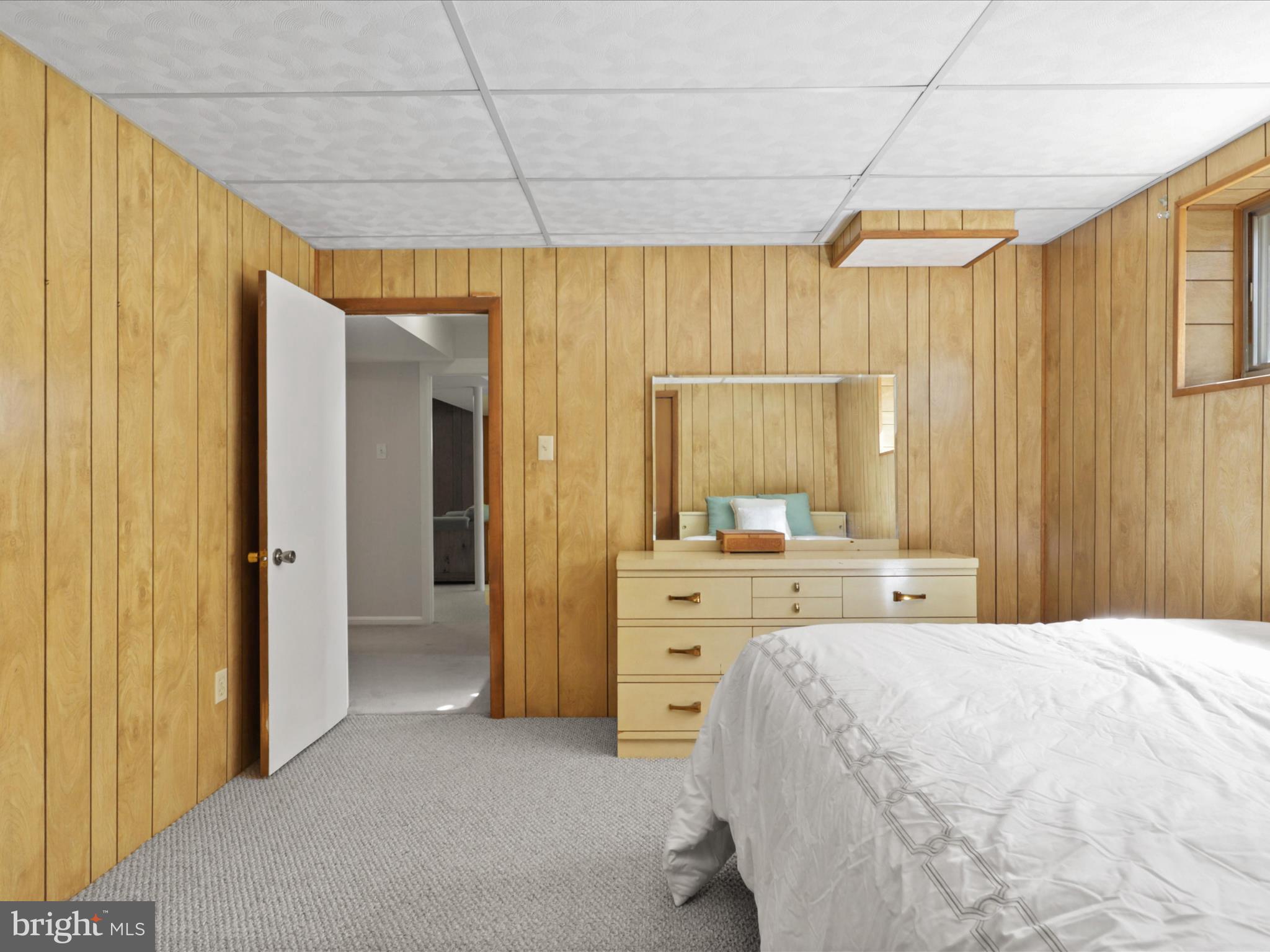 8456 Thames Street Springfield, VA 22151 - Photo 29 of 46 Fourth Bedroom