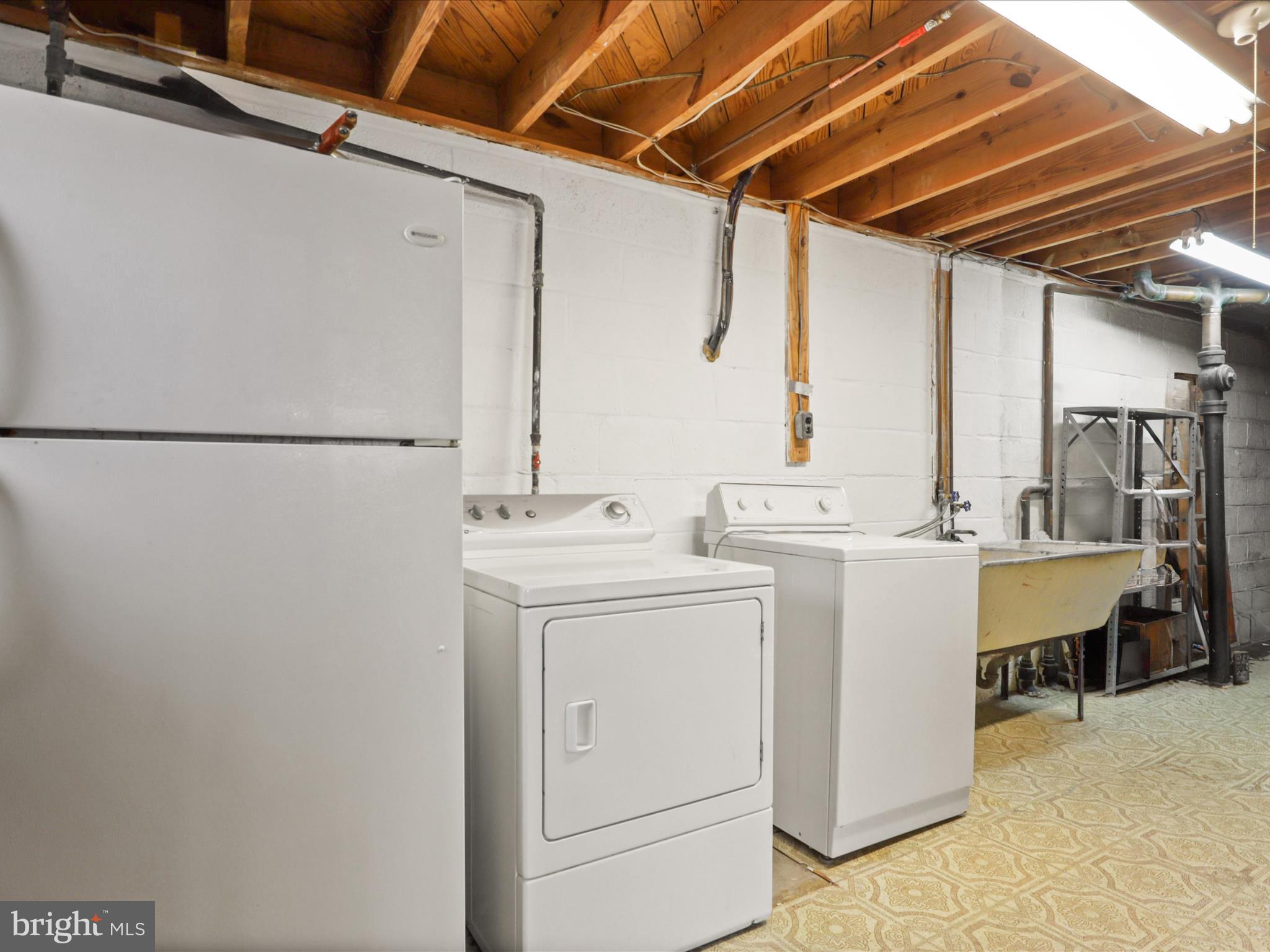 8456 Thames Street Springfield, VA 22151 - Photo 35 of 46 Utility Room