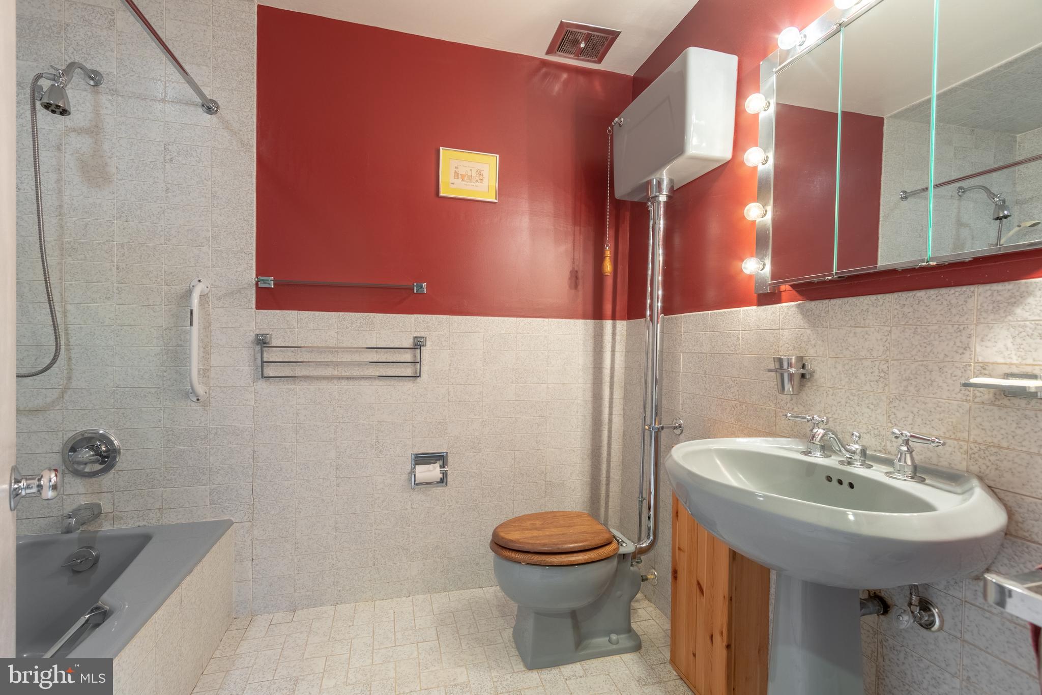3360 Masons Mill Road Huntingdon Valley, PA 19006 - Photo 14 of 20 master bath