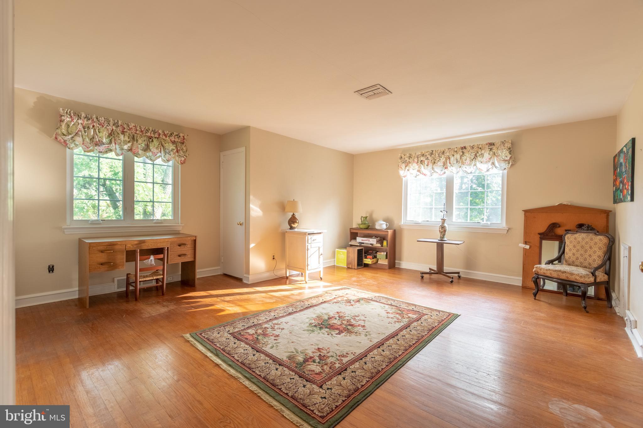 3360 Masons Mill Road Huntingdon Valley, PA 19006 - Photo 15 of 20 Bedroom 2