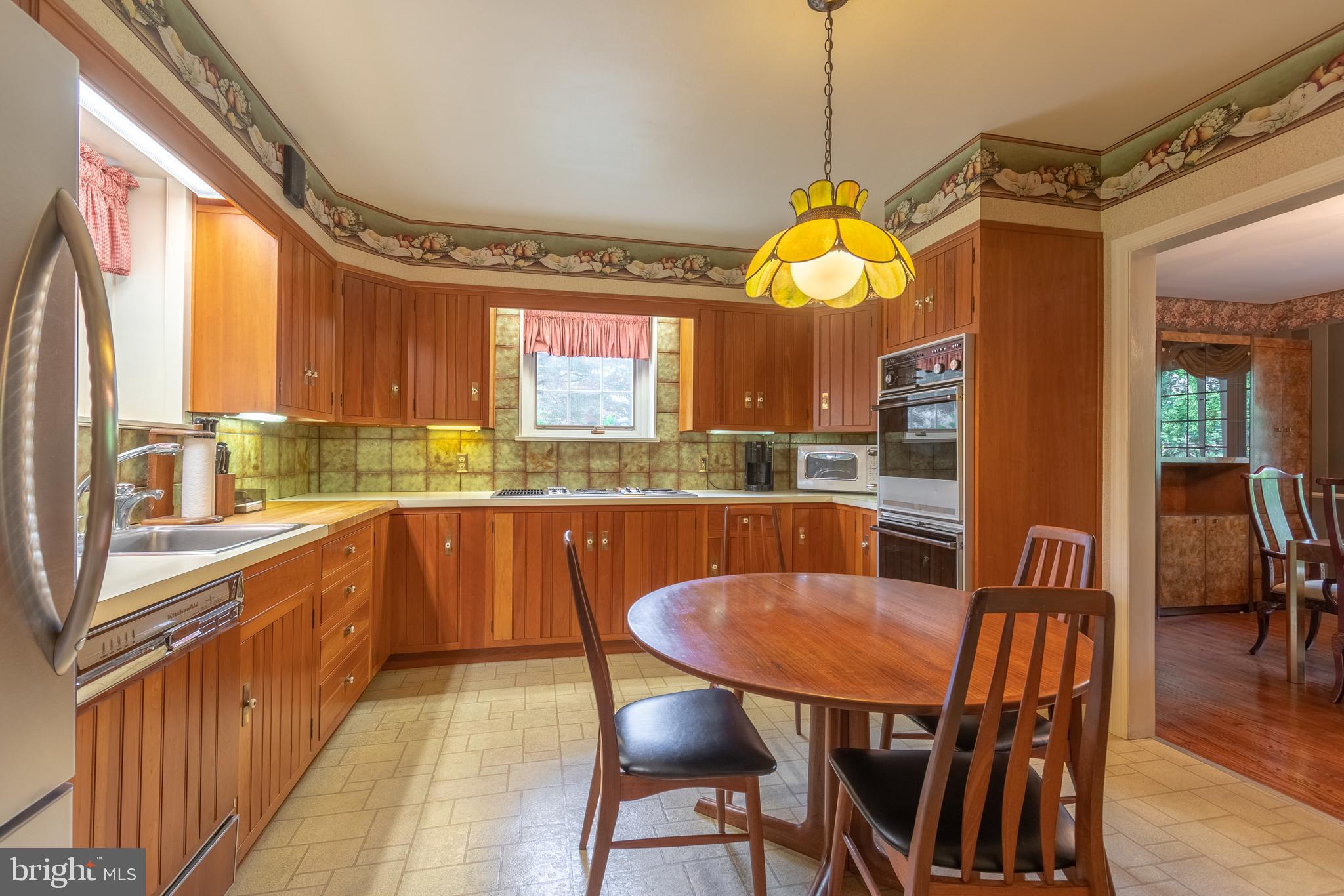 3360 Masons Mill Road Huntingdon Valley, PA 19006 - Photo 6 of 20 kitchen