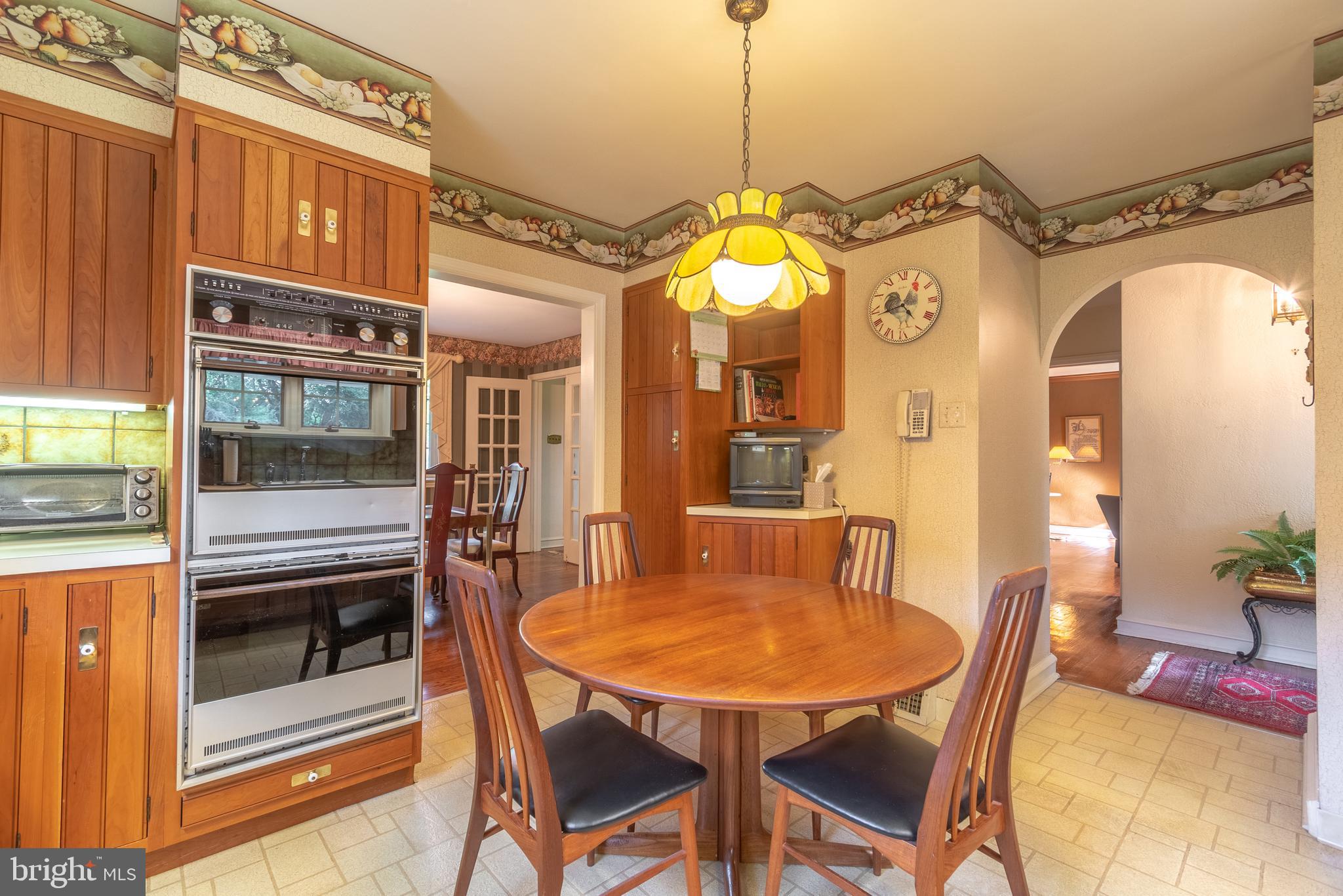 3360 Masons Mill Road Huntingdon Valley, PA 19006 - Photo 7 of 20 kitchen