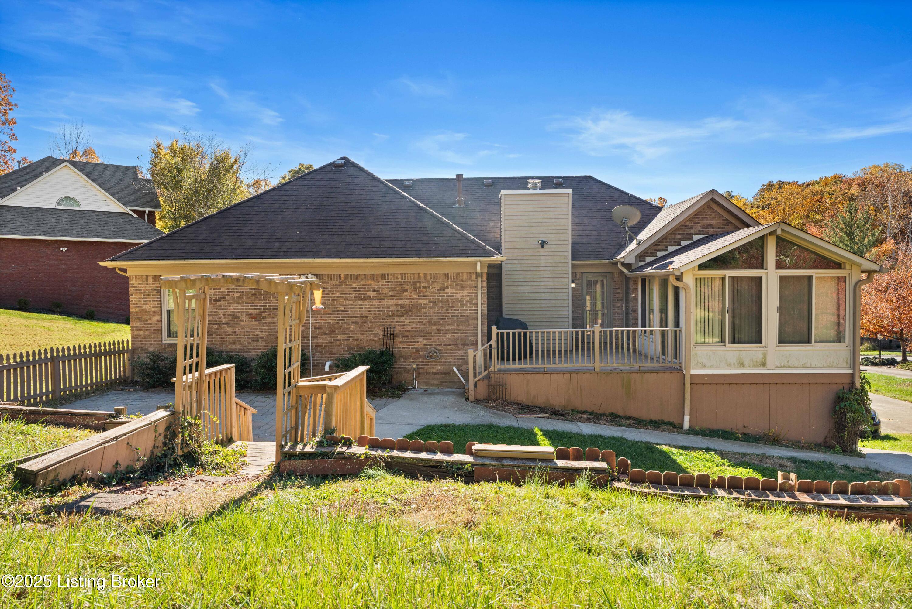 3303 Gatecreek Road Louisville, KY 40272 - Photo 49 of 56 Back