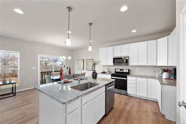 $374,990 | 1 Arlington Heights Way, Imperial, MO 63052