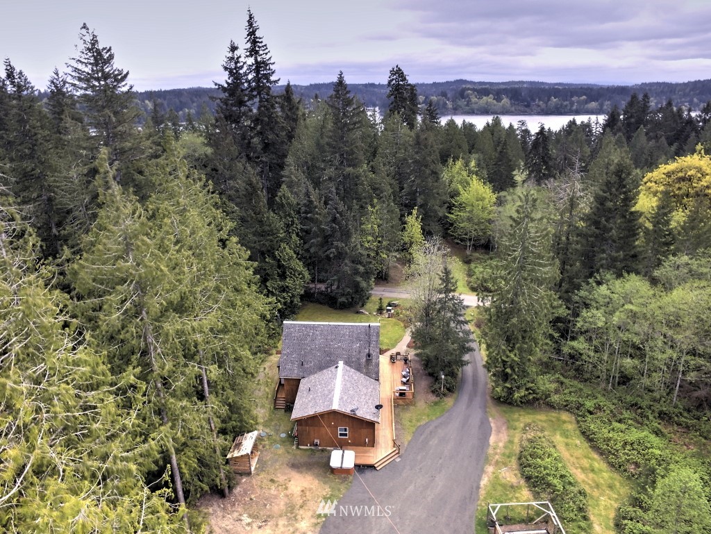 20 East Robbins Road Grapeview, WA 98546 - Photo 2 of 25 Gallery Image 2