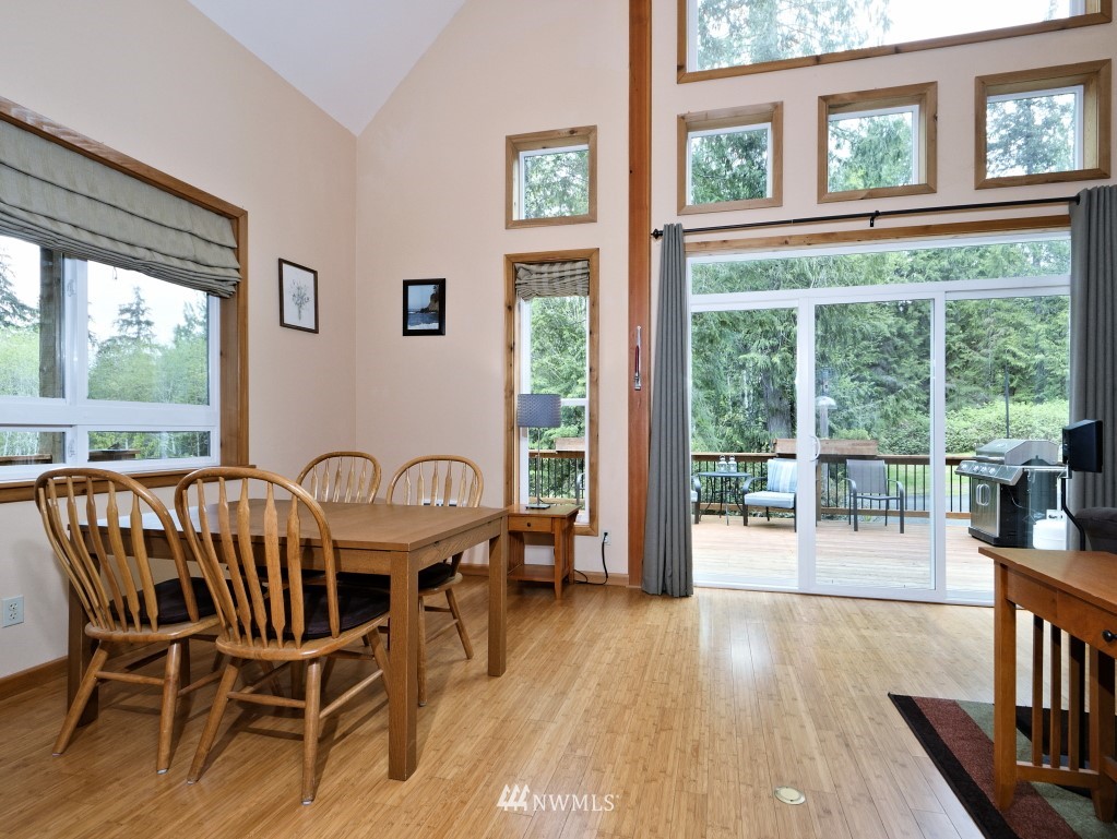 20 East Robbins Road Grapeview, WA 98546 - Photo 13 of 25 Gallery Image 13