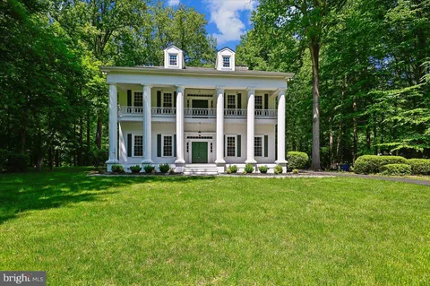 $1,625,000 | 7302 Meadow Wood Way, Clarksville, MD 21029