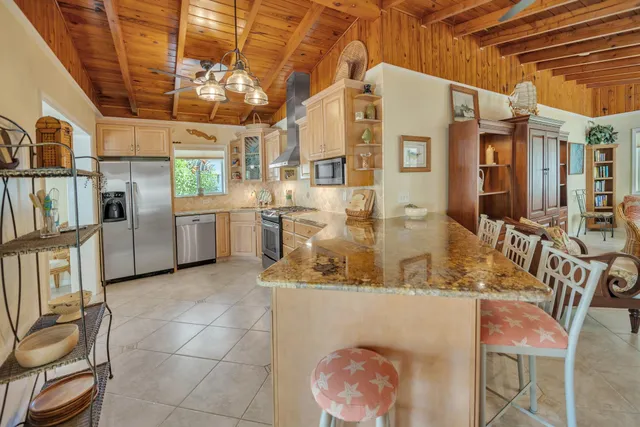 $1,350,000 | 213 Nautilus Drive, Islamorada, FL 33036