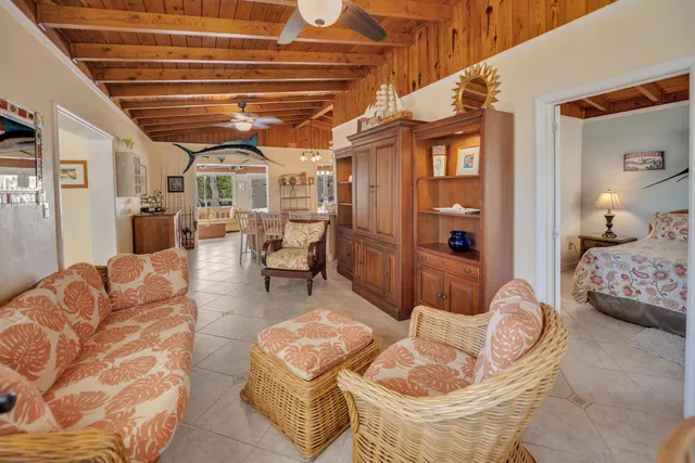 $1,350,000 | 213 Nautilus Drive, Islamorada, FL 33036