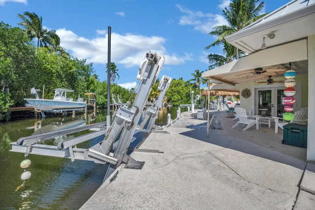 $1,350,000 | 213 Nautilus Drive, Islamorada, FL 33036