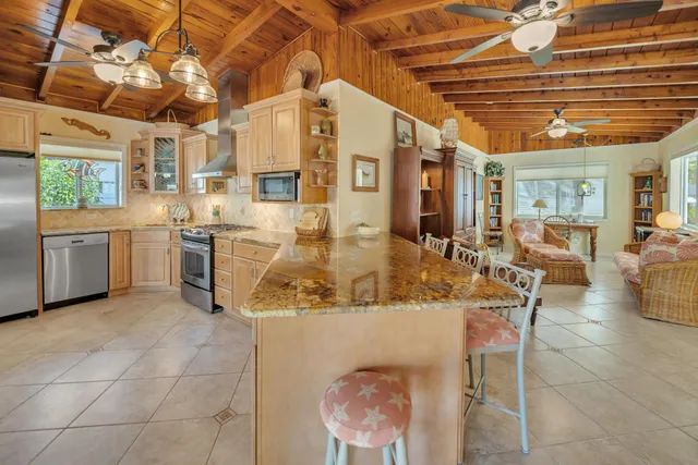 $1,350,000 | 213 Nautilus Drive, Islamorada, FL 33036