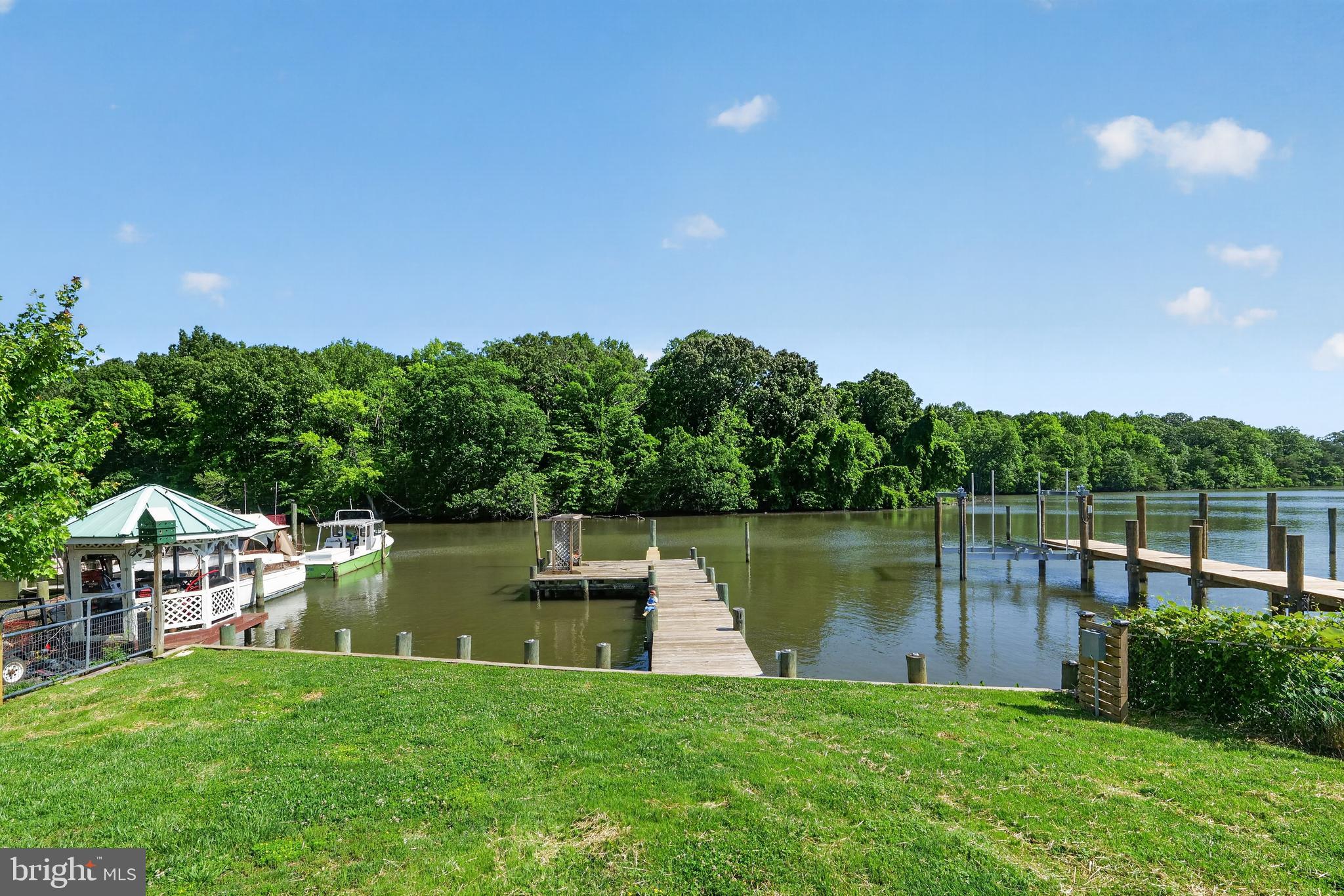1914 Poplar Road Essex, MD 21221 - Photo 5 of 56