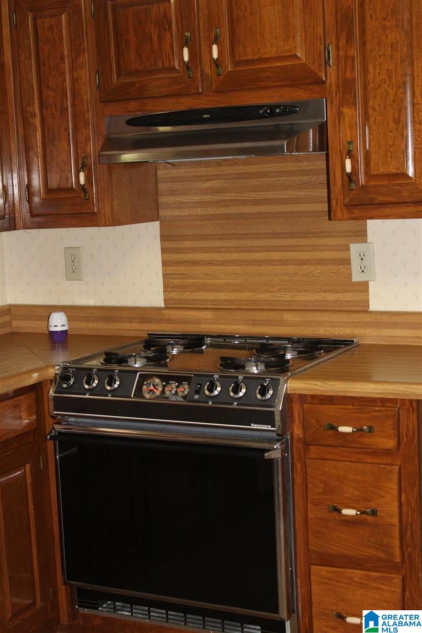 993 Comanche Trail Anniston, AL 36206 - Photo 18 of 47