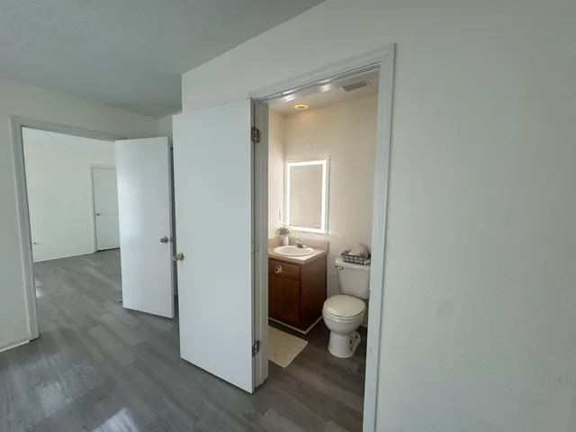 $95,000 | 2020 Continental Avenue, Unit 111, Tallahassee, FL 32304