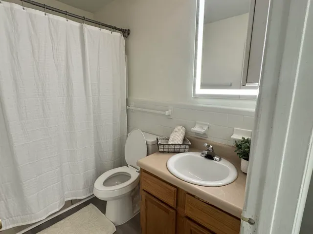 $95,000 | 2020 Continental Avenue, Unit 111, Tallahassee, FL 32304