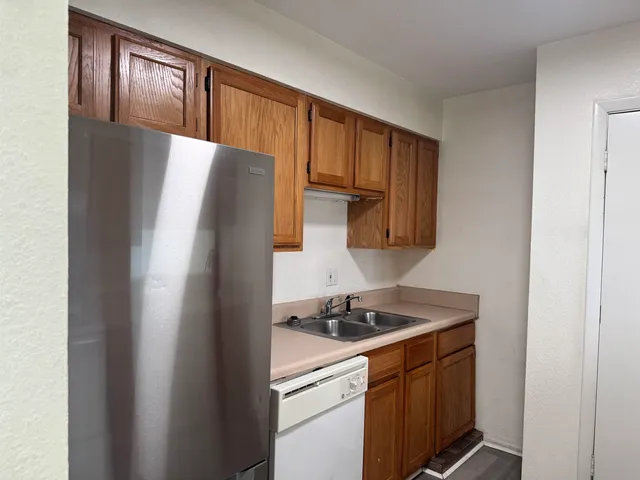 $95,000 | 2020 Continental Avenue, Unit 111, Tallahassee, FL 32304