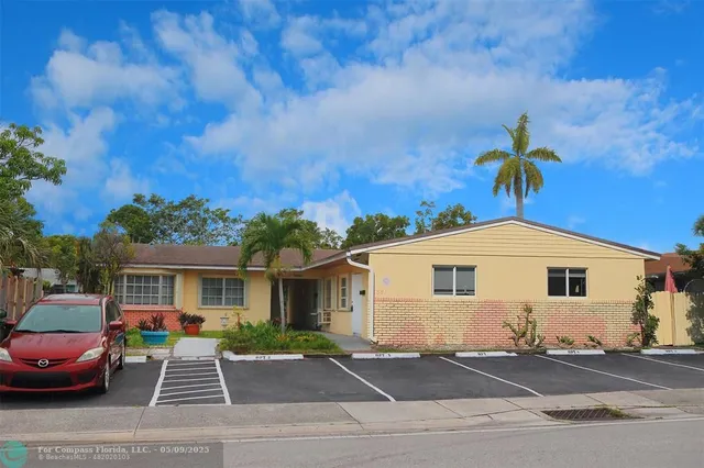 $1,500 | 5881 Northeast 18th Avenue, Unit 2, Fort Lauderdale, FL 33334