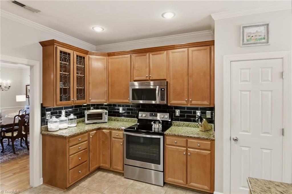 5018 Thornbury Ridge Road Winston-Salem, NC 27106 - Photo 14 of 37
