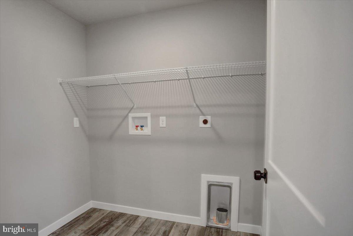 10059 Pendleton Avenue Waynesboro, PA 17268 - Photo 16 of 35 Spacious laundry area with modern design.