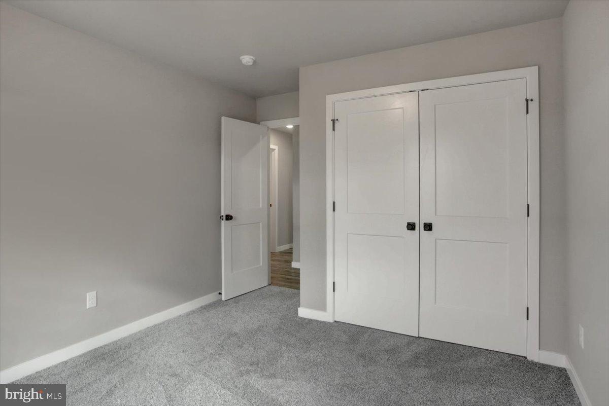 10059 Pendleton Avenue Waynesboro, PA 17268 - Photo 20 of 35 Spacious room with modern design elements.