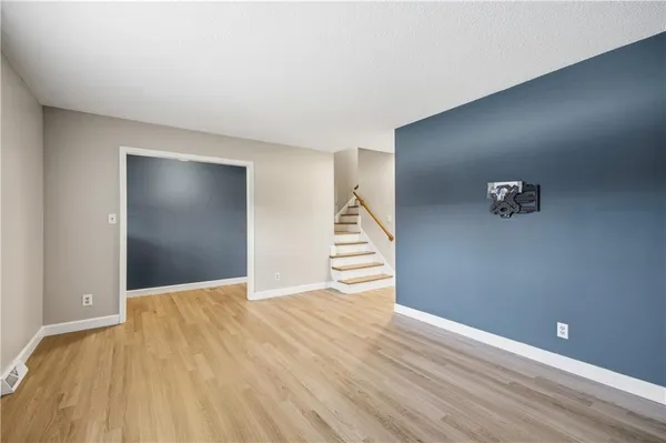 $259,900 | 9551 Outlook Drive, Overland Park, KS 66207