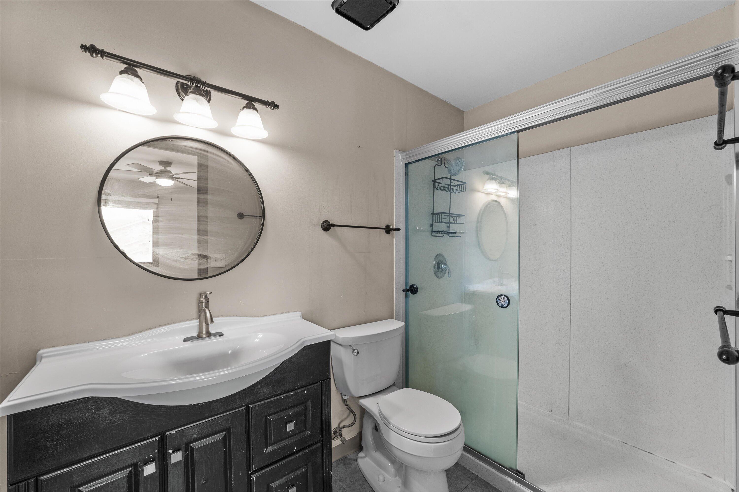 5740 Cambridge Lane, Unit 6 Mount Pleasant, WI 53406 - Photo 24 of 32 Upper Primary Bath