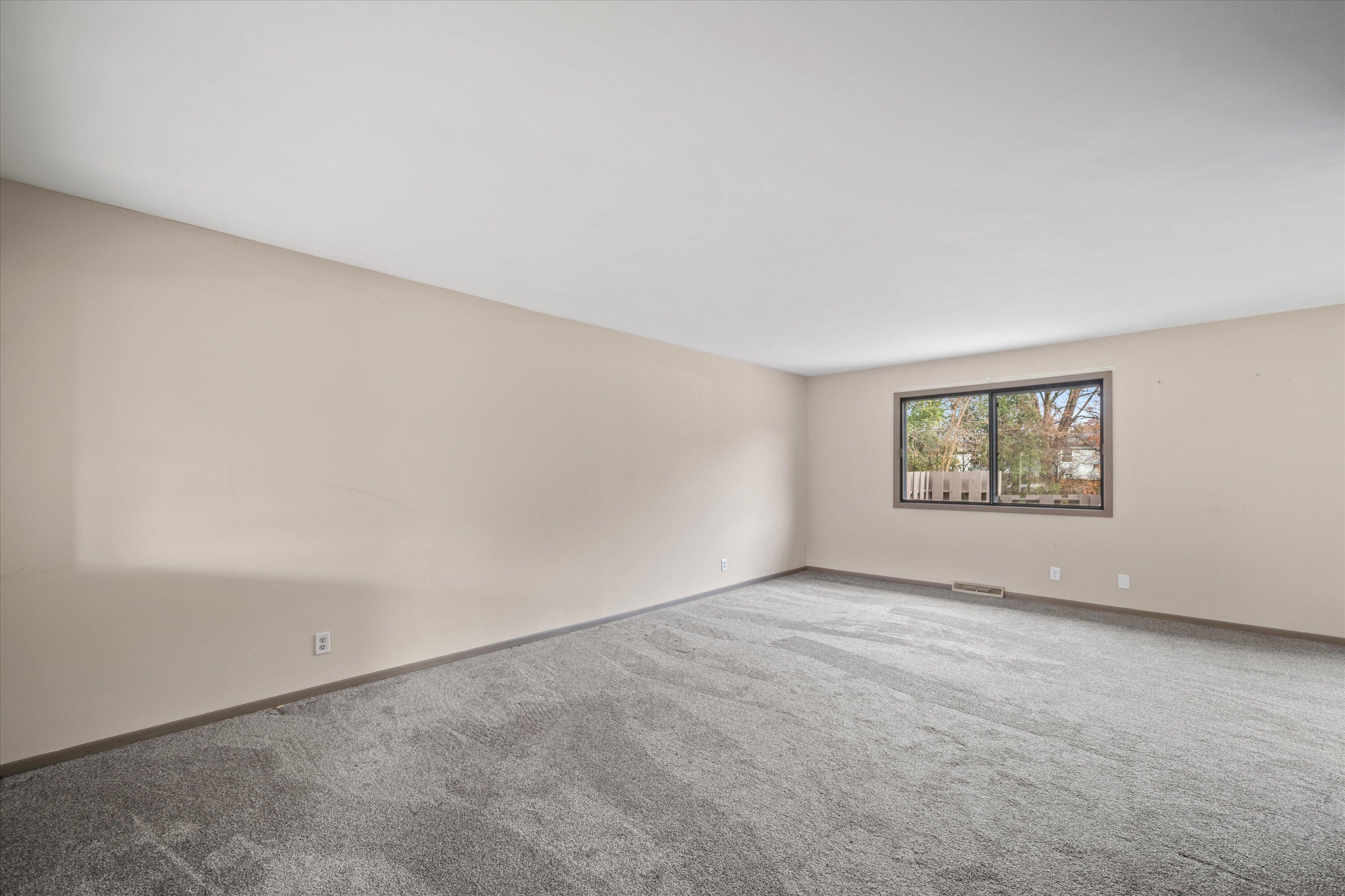 5740 Cambridge Lane, Unit 6 Mount Pleasant, WI 53406 - Photo 4 of 32 Main Living Room